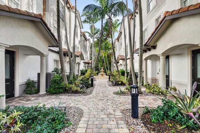 2686 N Federal Highway 55, Boynton Beach, FL 33435