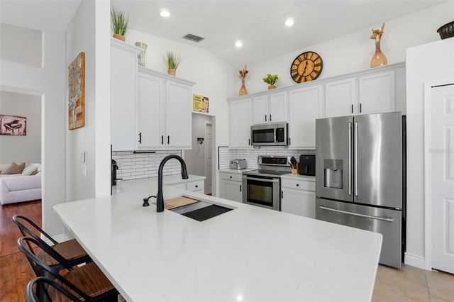 10212 FACET COURT, Orlando, FL 32836