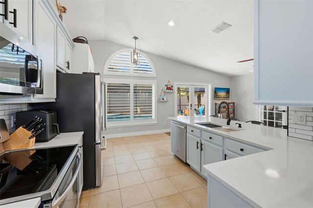 10212 FACET COURT, Orlando, FL 32836