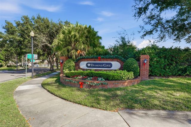 10212 FACET COURT, Orlando, FL 32836