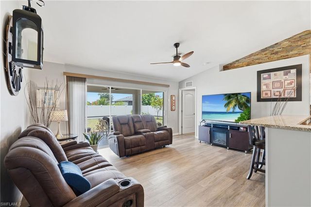 2038 NE 24th TER, Cape Coral, FL 33909