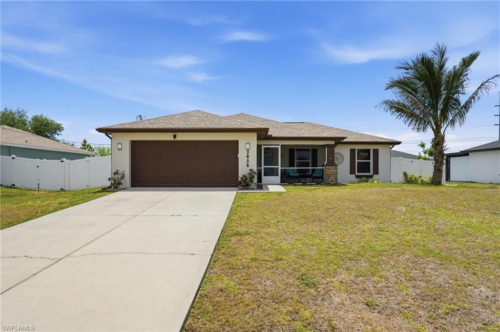 2038 NE 24th TER, Cape Coral, FL 33909