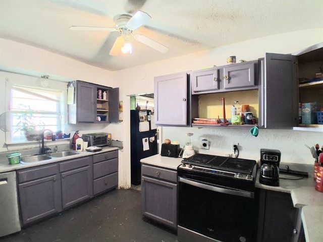 618 W Wood Street, Shawnee, OK 74801