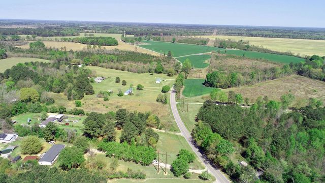 1525 Ethan Stone Road, Manning, SC 29102