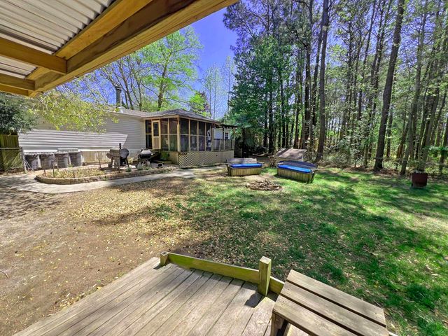 1525 Ethan Stone Road, Manning, SC 29102