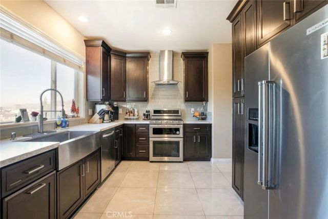 1301 Corona Drive, Glendale, CA 91205