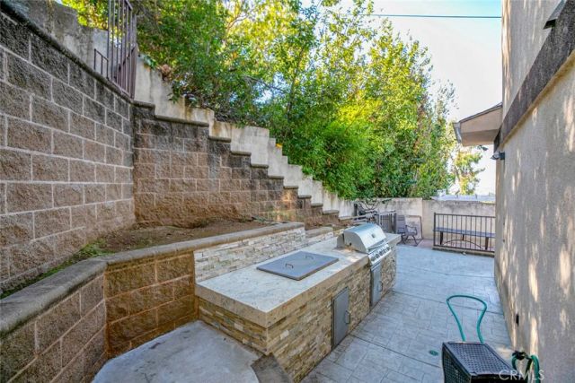 1301 Corona Drive, Glendale, CA 91205