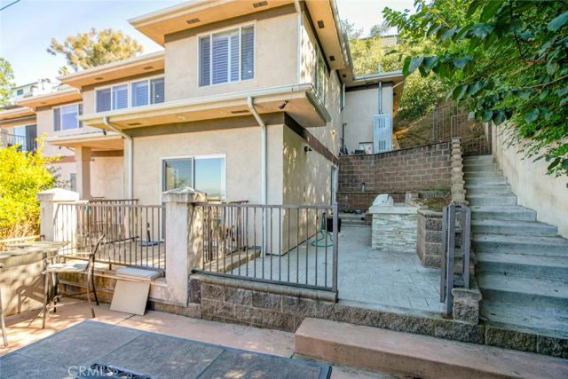 1301 Corona Drive, Glendale, CA 91205