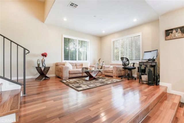 1301 Corona Drive, Glendale, CA 91205