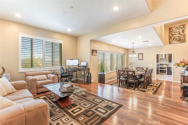 1301 Corona Drive, Glendale, CA 91205