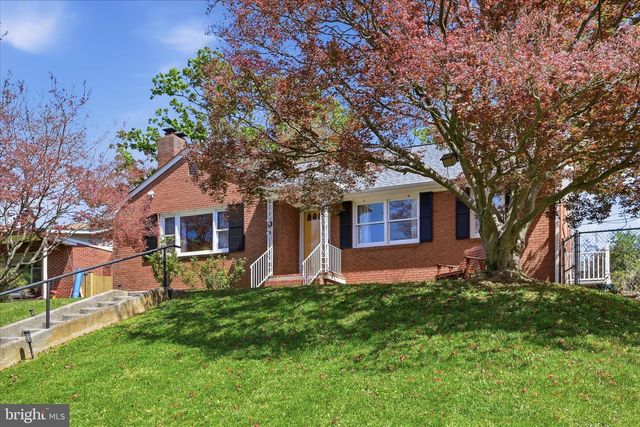727 MORISON ST, Charles Town, WV 25414