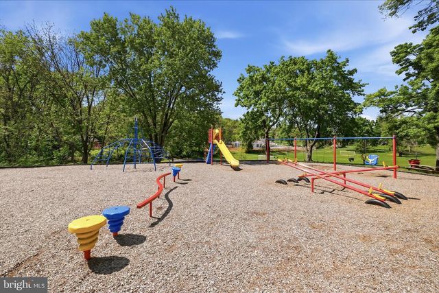 727 MORISON ST, Charles Town, WV 25414