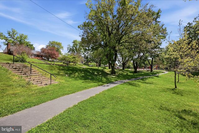 727 MORISON ST, Charles Town, WV 25414