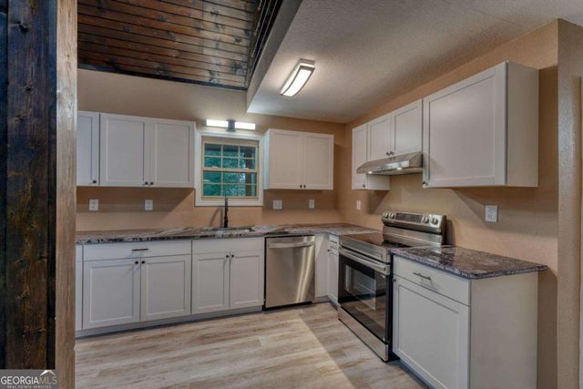 125 Big Foot Lane, Blairsville, GA 30512