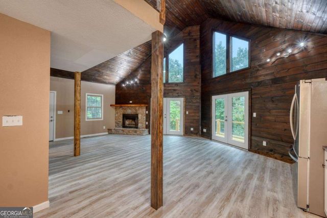 125 Big Foot Lane, Blairsville, GA 30512