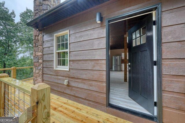 125 Big Foot Lane, Blairsville, GA 30512