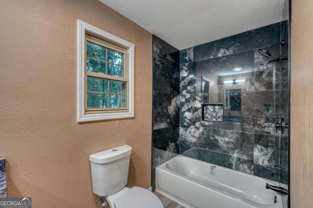125 Big Foot Lane, Blairsville, GA 30512
