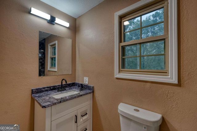 125 Big Foot Lane, Blairsville, GA 30512