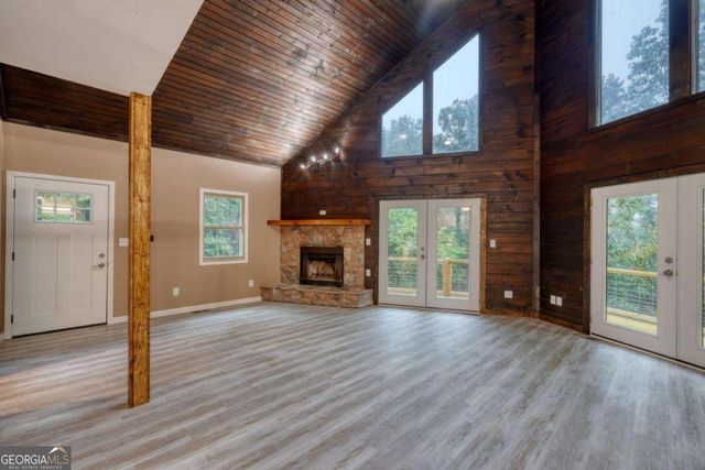 125 Big Foot Lane, Blairsville, GA 30512