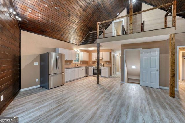 125 Big Foot Lane, Blairsville, GA 30512