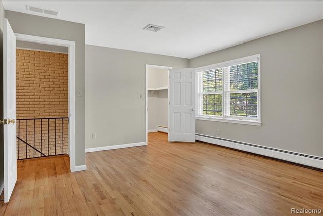 5447 Lahser Road, Bloomfield Hills, MI 48304