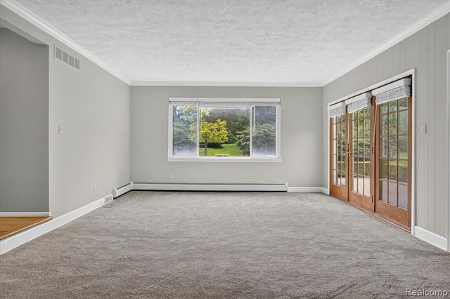 5447 Lahser Road, Bloomfield Hills, MI 48304