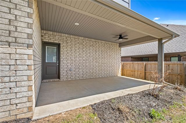 4400 SW Pawhuska Street, Bentonville, AR 72713