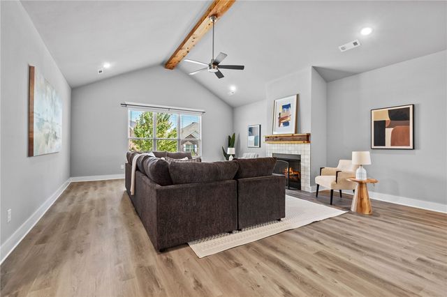 4400 SW Pawhuska Street, Bentonville, AR 72713