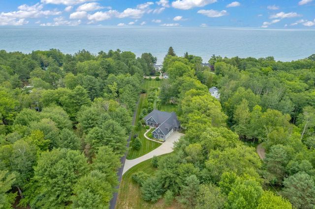 3905 Lakeshore Road, Lexington, MI 48450