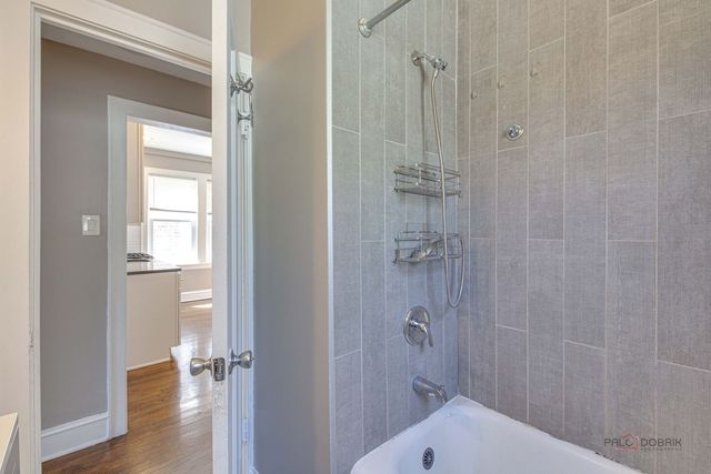 5653 N Talman Avenue, Chicago, IL 60659