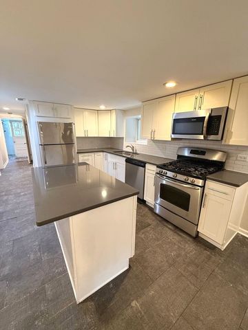 5653 N Talman Avenue, Chicago, IL 60659