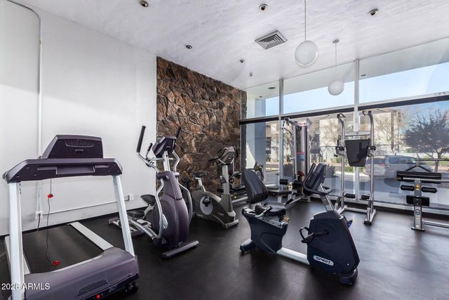 207 W CLARENDON Avenue 2B, Phoenix, AZ 85013