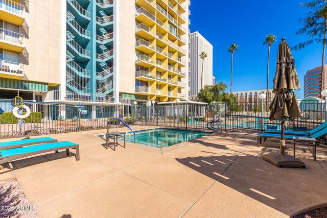 207 W CLARENDON Avenue 2B, Phoenix, AZ 85013