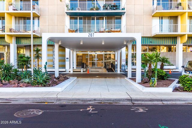207 W CLARENDON Avenue 2B, Phoenix, AZ 85013