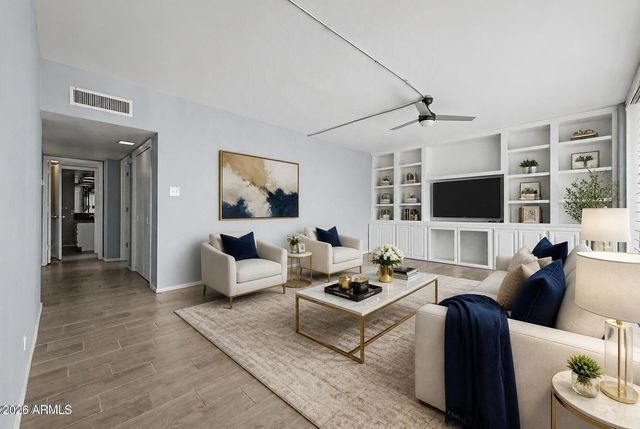 207 W CLARENDON Avenue 2B, Phoenix, AZ 85013