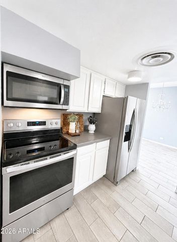 207 W CLARENDON Avenue 2B, Phoenix, AZ 85013