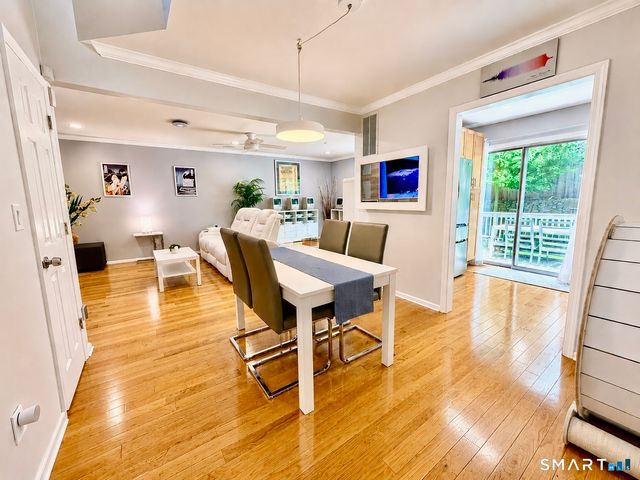 385 Unquowa Road 385, Fairfield, CT 06824