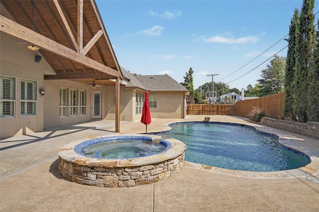 3403 S Birmingham Avenue, Tulsa, OK 74105