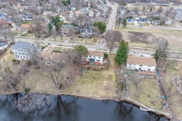 810 3RD STREET SOUTH, Wisconsin Rapids, WI 54494