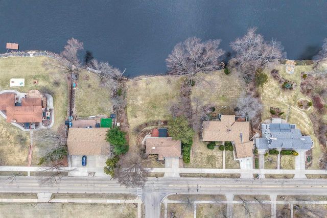 810 3RD STREET SOUTH, Wisconsin Rapids, WI 54494