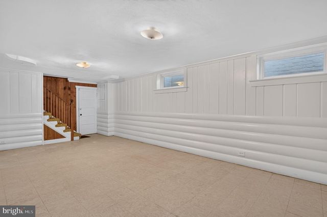 8112 RAYBURN RD, Bethesda, MD 20817