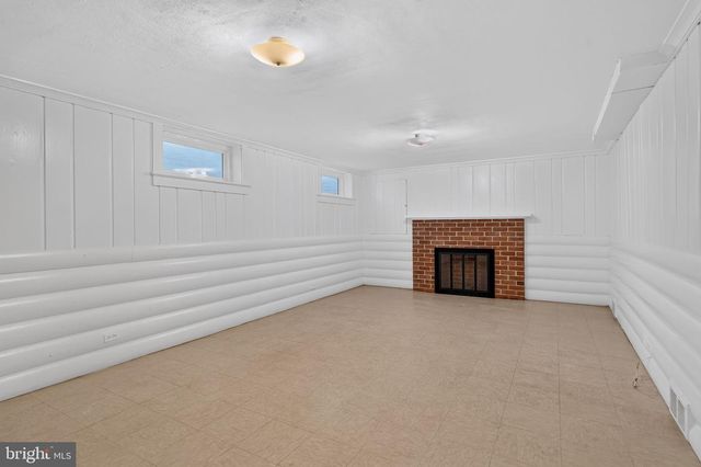 8112 RAYBURN RD, Bethesda, MD 20817