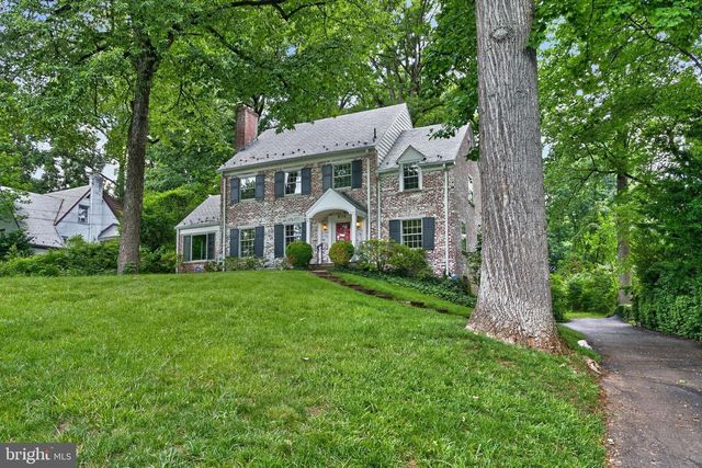 8112 RAYBURN RD, Bethesda, MD 20817