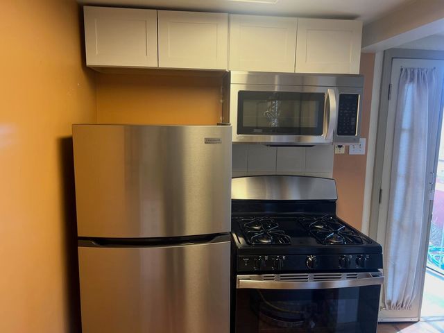 403 Columbia Drive SE, Albuquerque, NM 87106