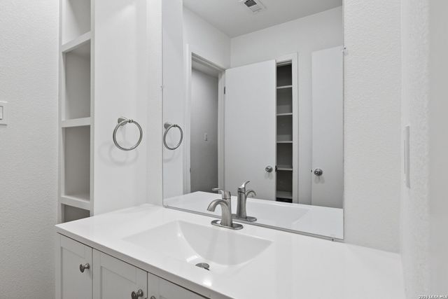 13734 Evanswood, San Antonio, TX 78233