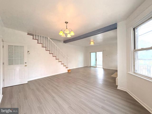 2241 KNORR ST, Philadelphia, PA 19149
