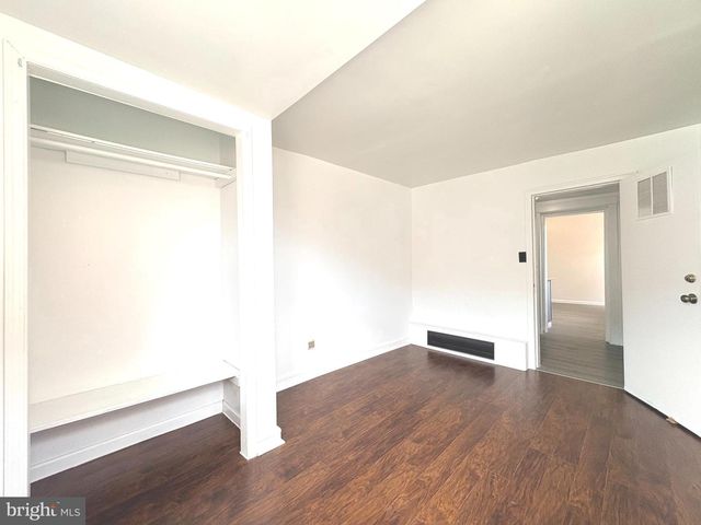 2241 KNORR ST, Philadelphia, PA 19149