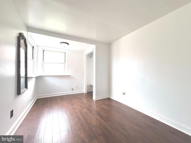 2241 KNORR ST, Philadelphia, PA 19149