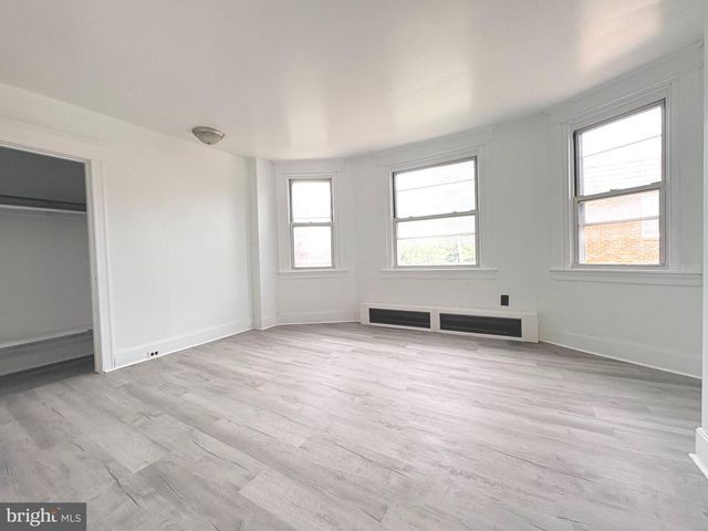 2241 KNORR ST, Philadelphia, PA 19149