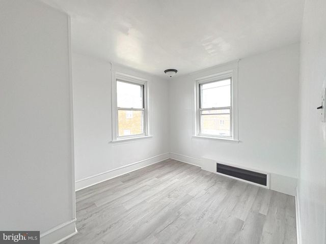 2241 KNORR ST, Philadelphia, PA 19149